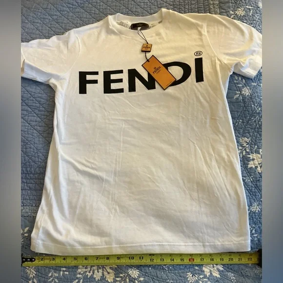 FENDI Authentic Vintage Unisex Logo Short Sleeve Tee New w Tags GB Size 12 Small - Picture 3 of 16